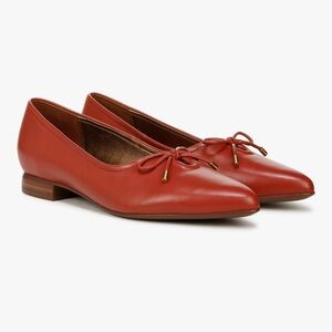 🆕 Naturalizer Red Leather Pointed Ballet Flats - 8